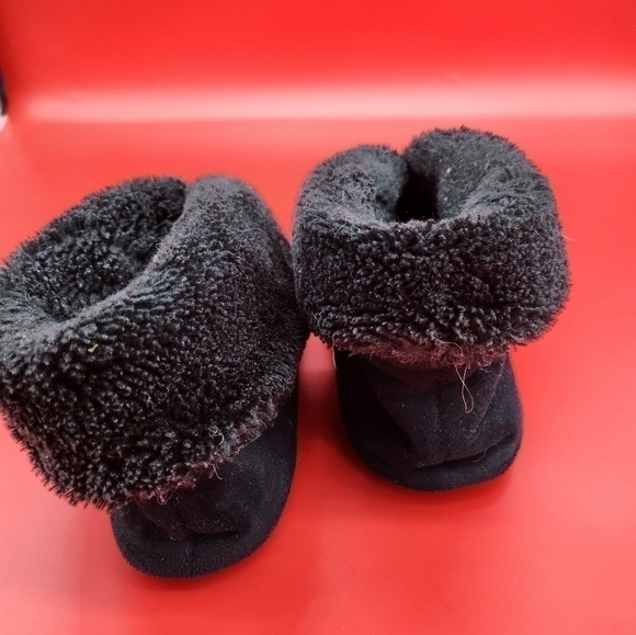 Charter Club Black Soft Slipper Boots Small 5-6 - Picture 2 of 3